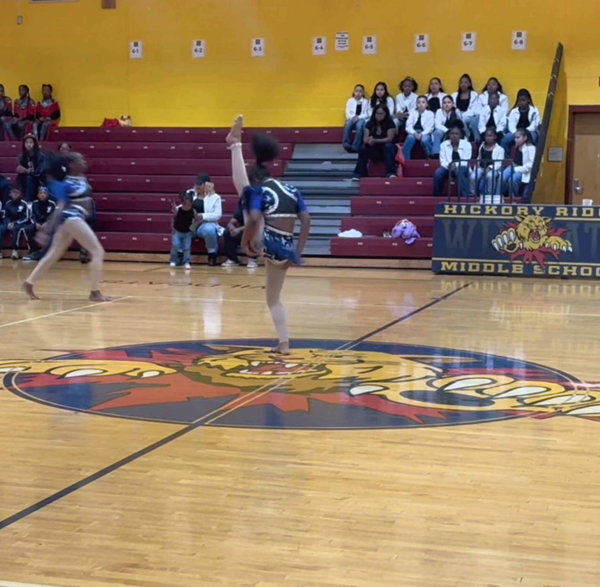 @pinkdynamic_danceco