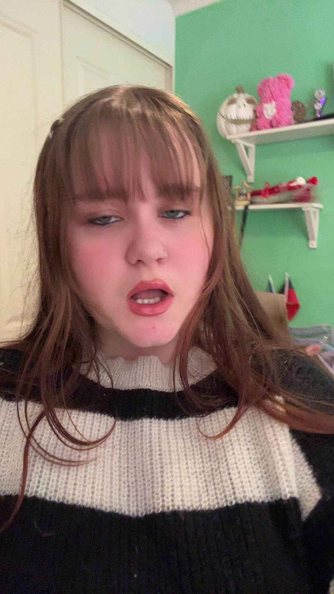 @alanaaa