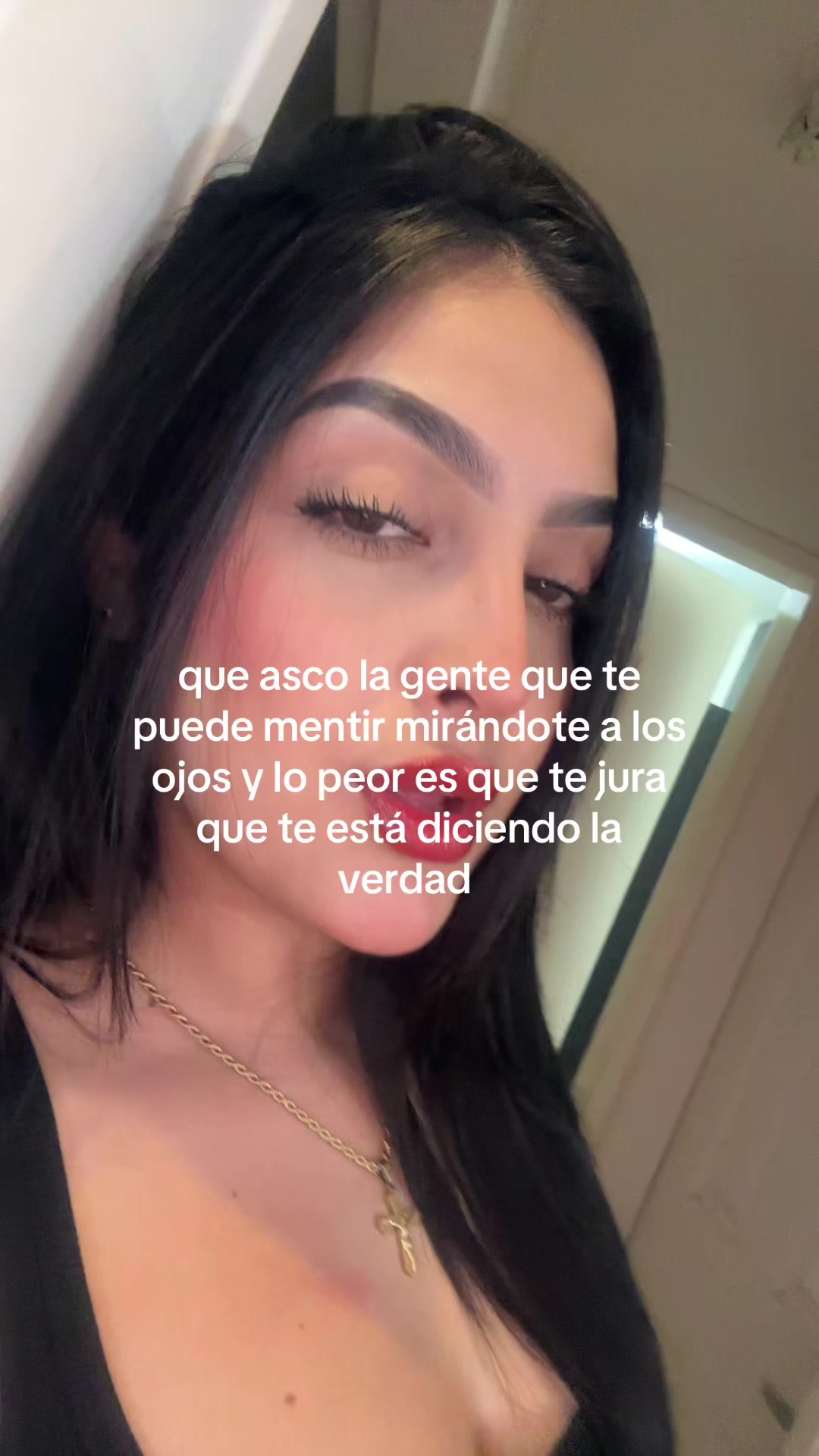@anivaleencia