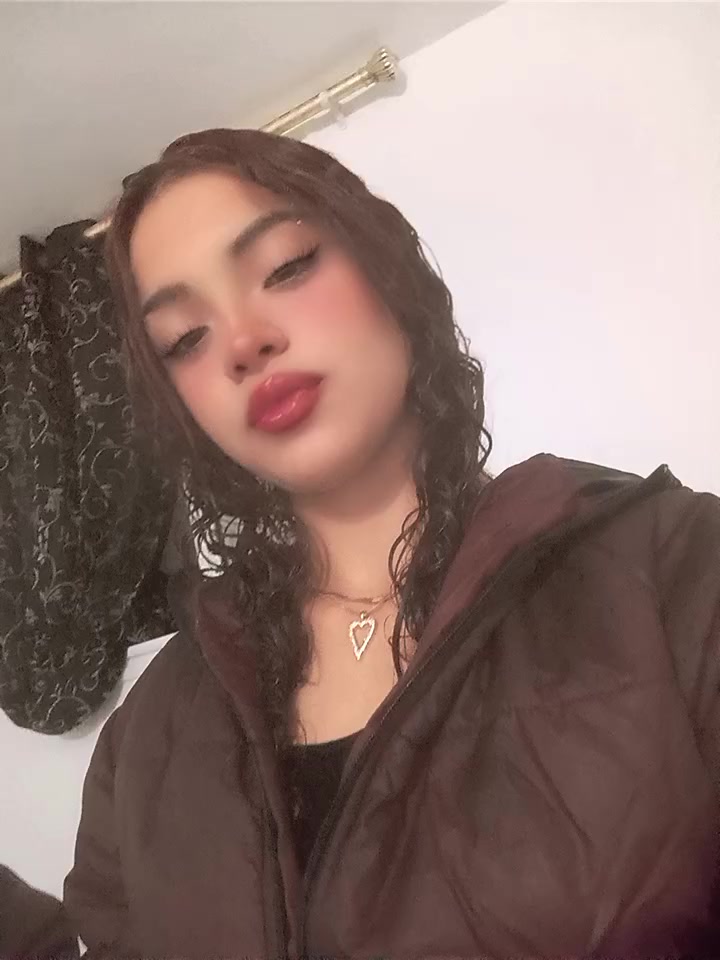 @Dhïbã 🖤👄
