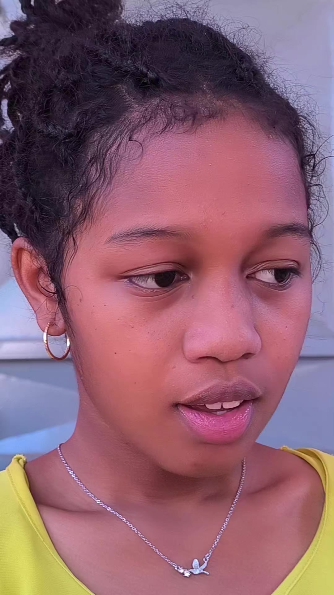 @R💜