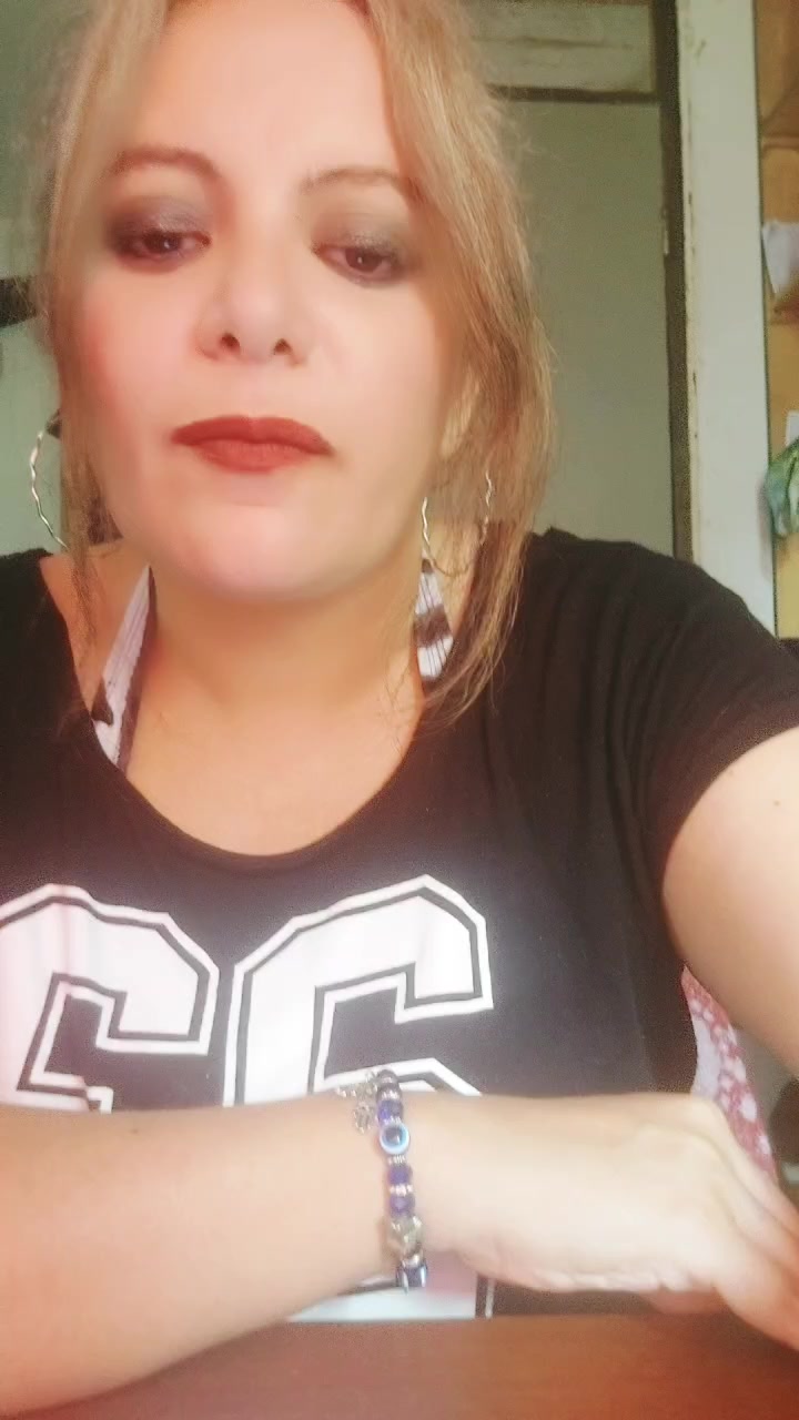 @🩷𝐌𝐀𝐔 CANTANTE 𝐋𝐄𝐖𝐈𝐒&hearts;️