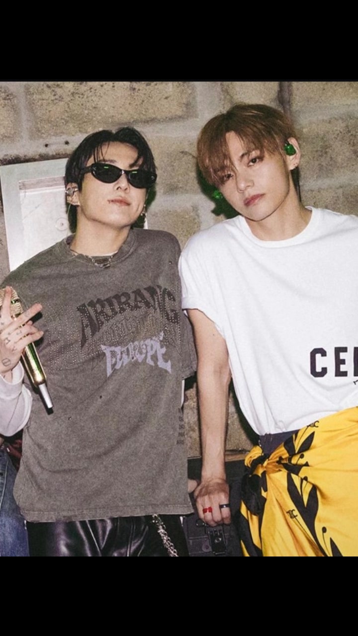 @kooktae is real🐰🐻💜💚
