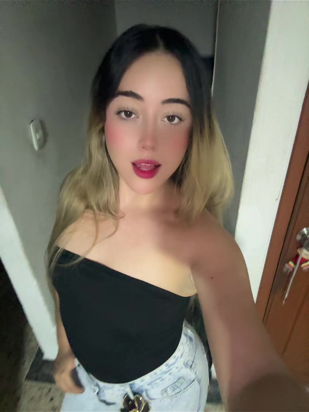 @𝓔🧸