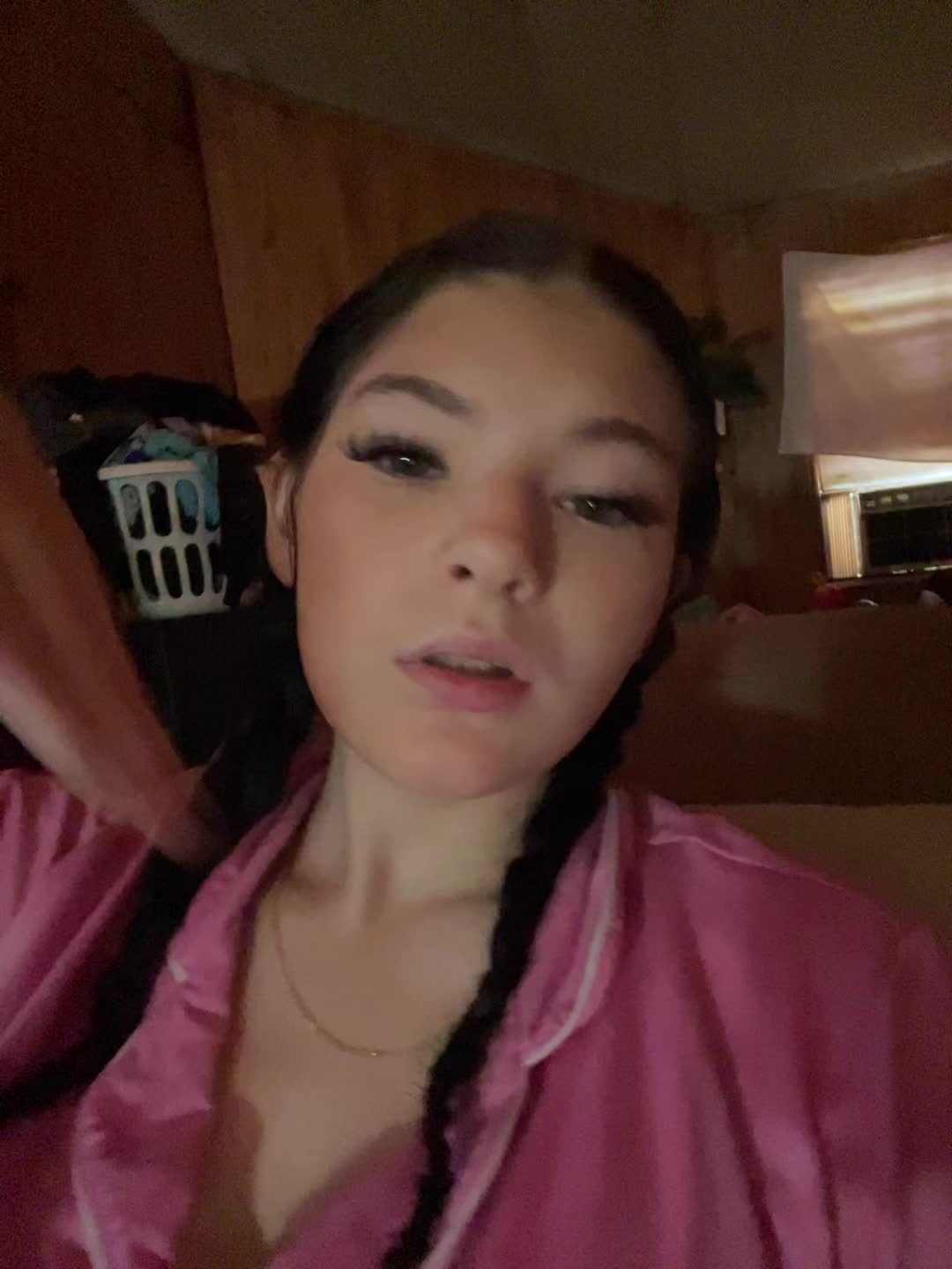 @🤫