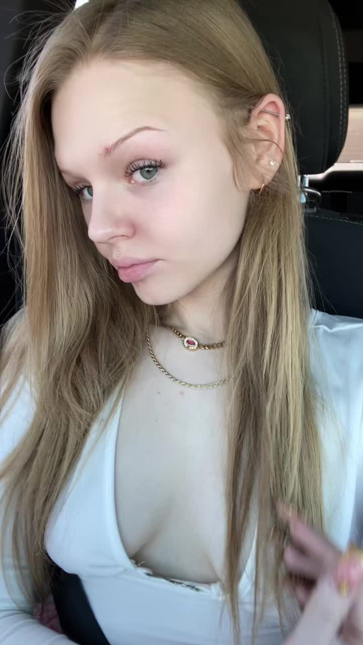 @Keezi