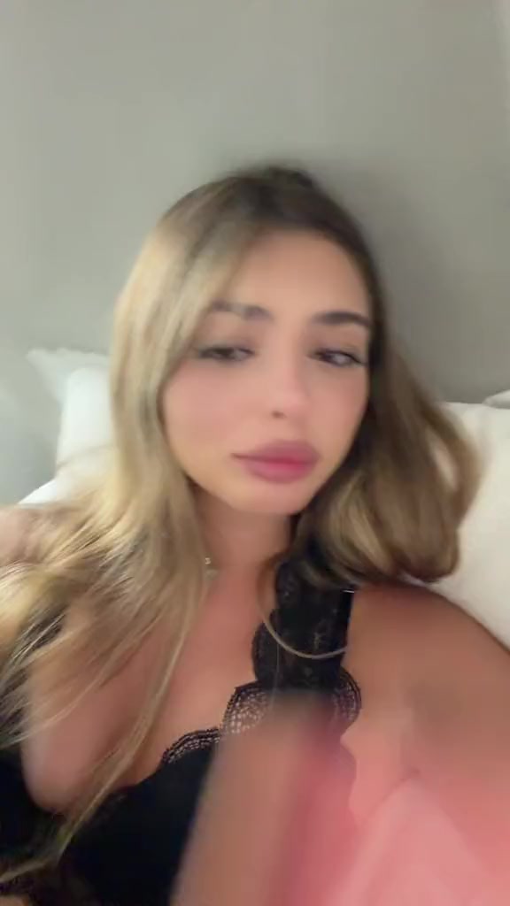 @אַיָּה
