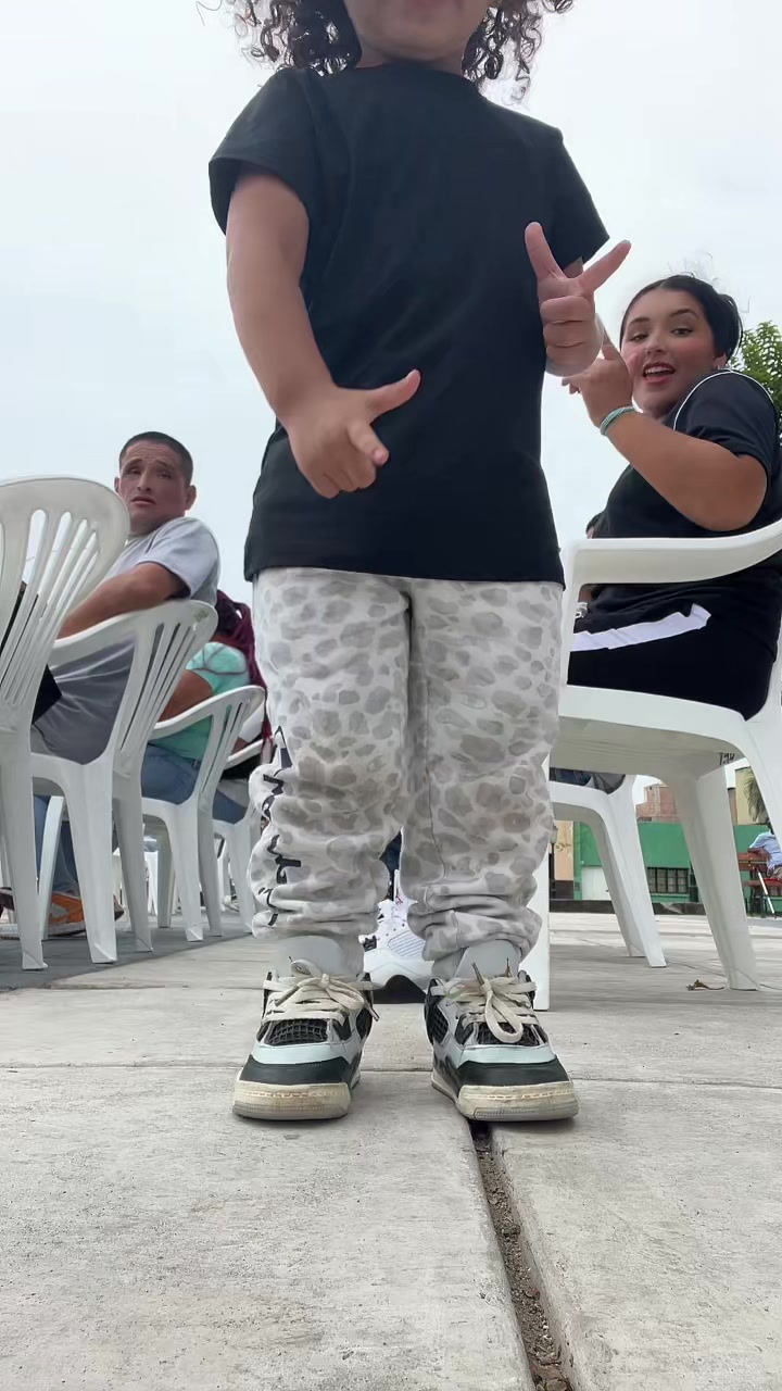 @valearenas1