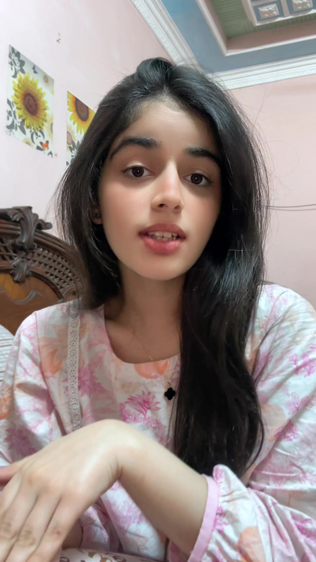 @Who&rsquo;s EmmaSameer ?