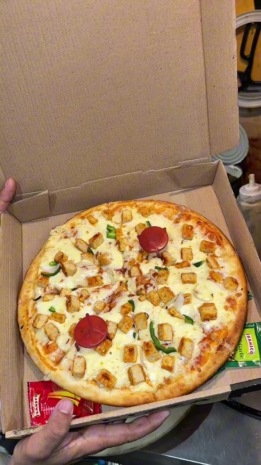 @Crust & Crums