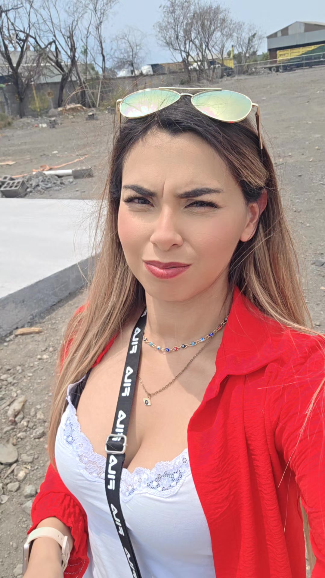@Yajaira Salazar