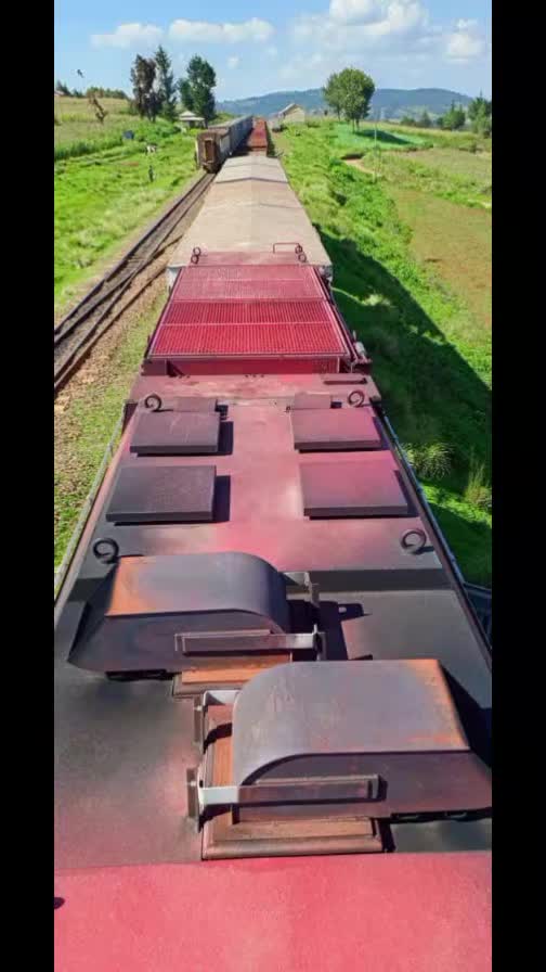 @KENYAN RAILROADER🇰🇪
