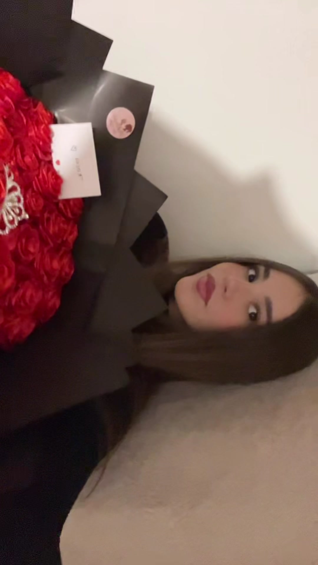 @Ella