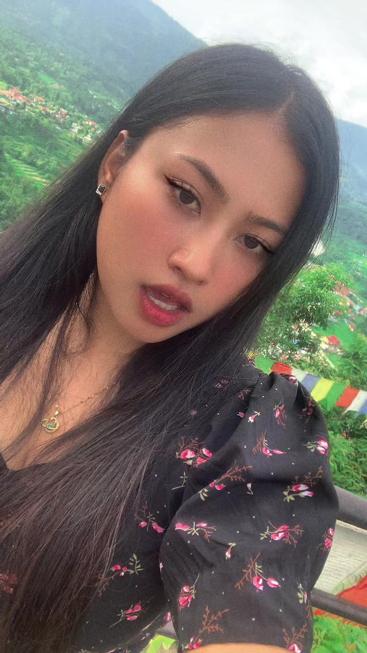 @Moon11