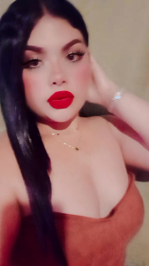 @Yuridia portillo 💋❤️