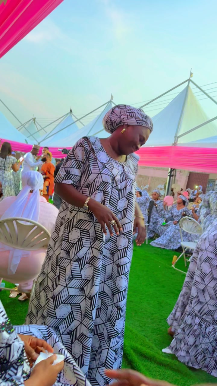 @Obaapa Queen