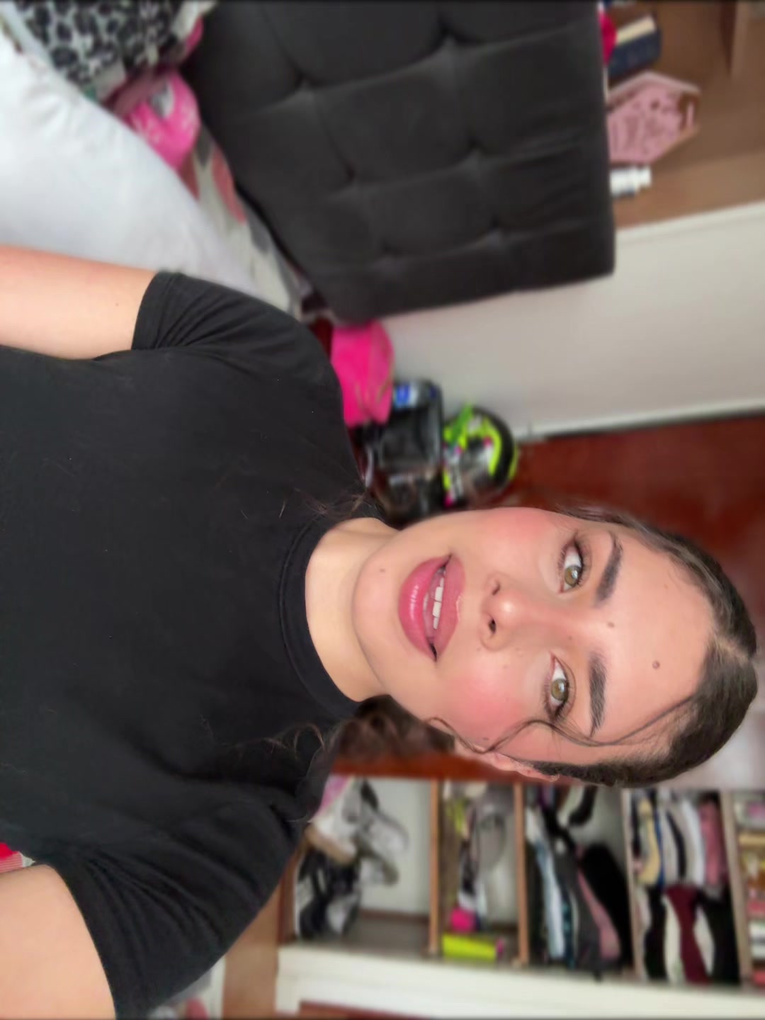 @Angie🥀