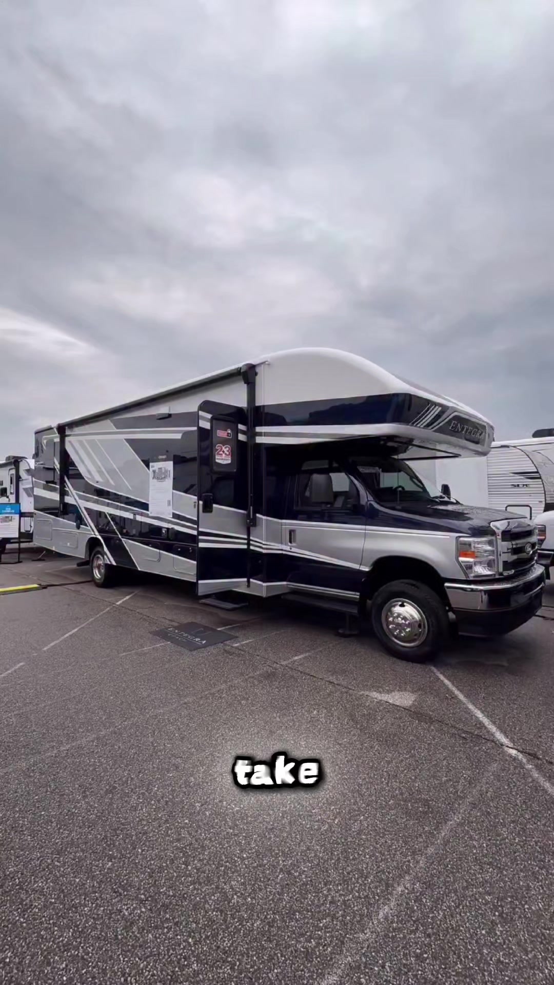 @Caravan & RV World 🚐