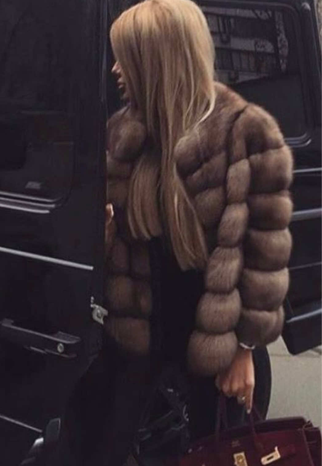 @𝒮