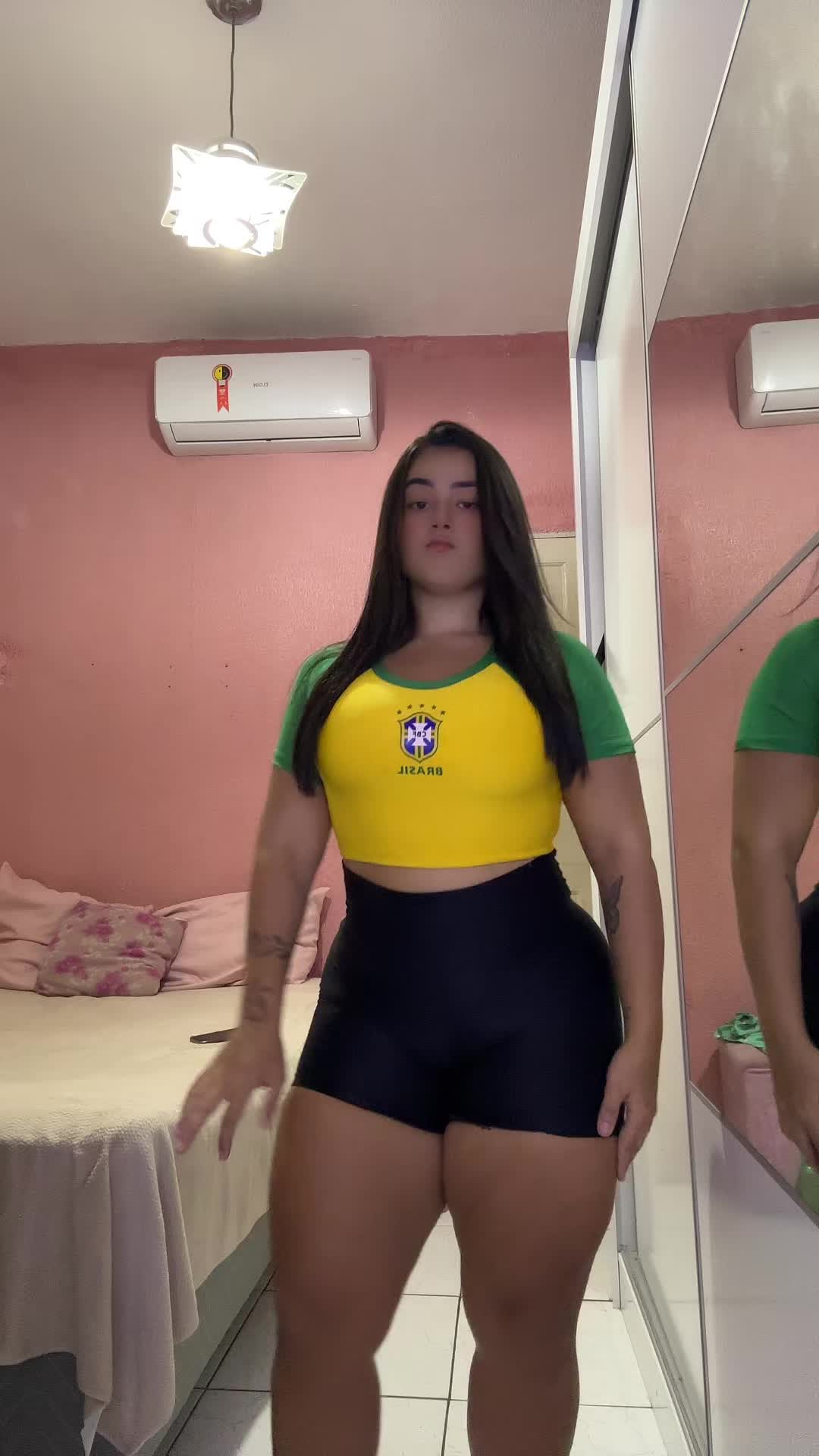 @Thayamaral.ss