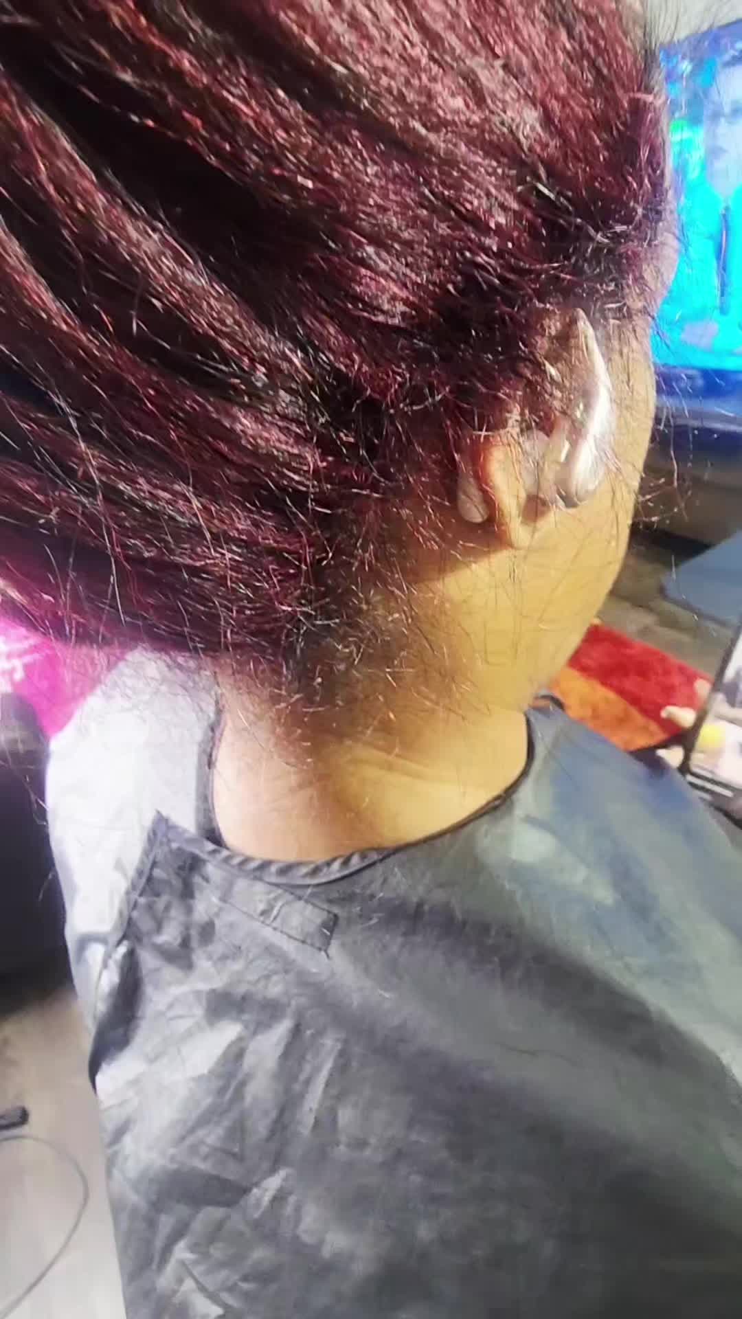 @kweenstiches