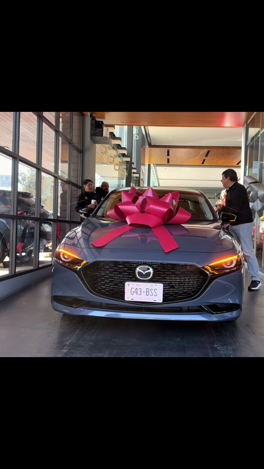 @Viviana Mazda Ch