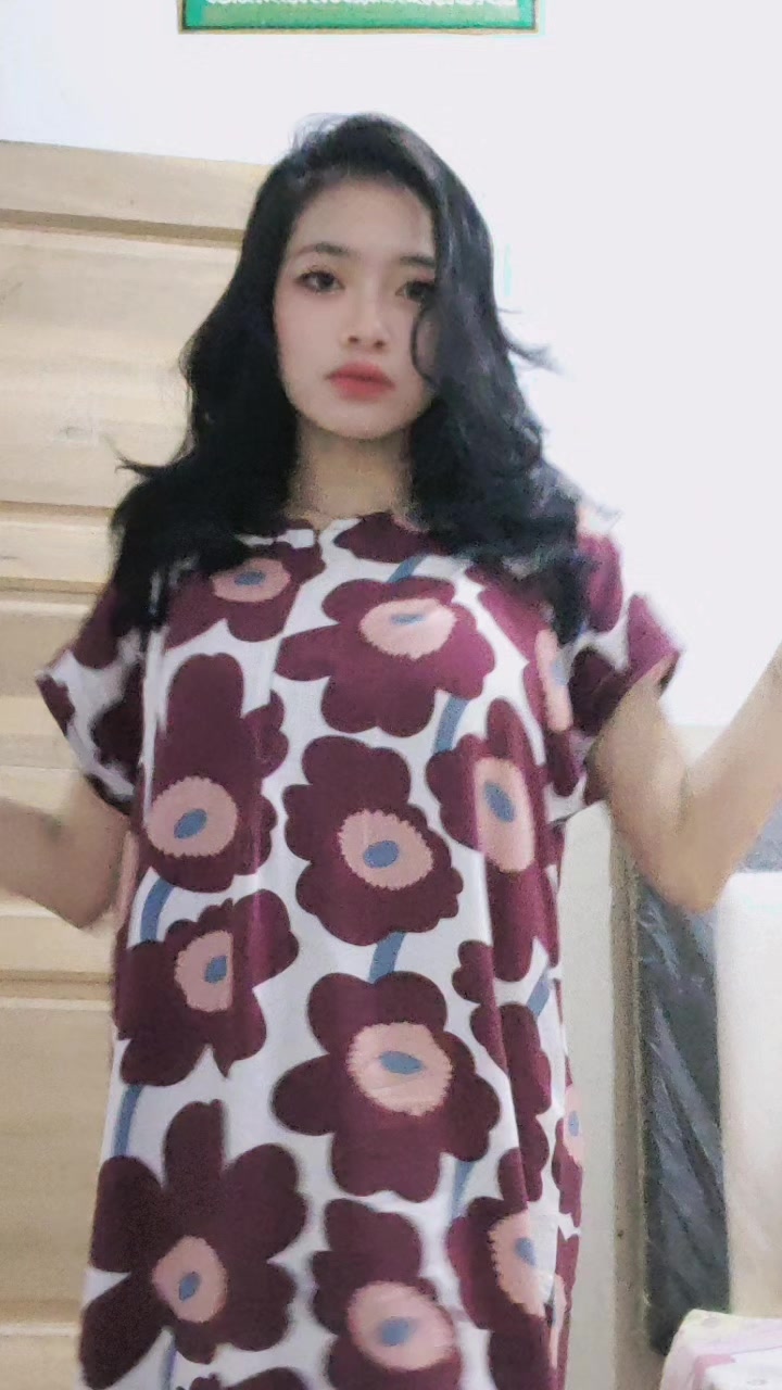 @Monee2