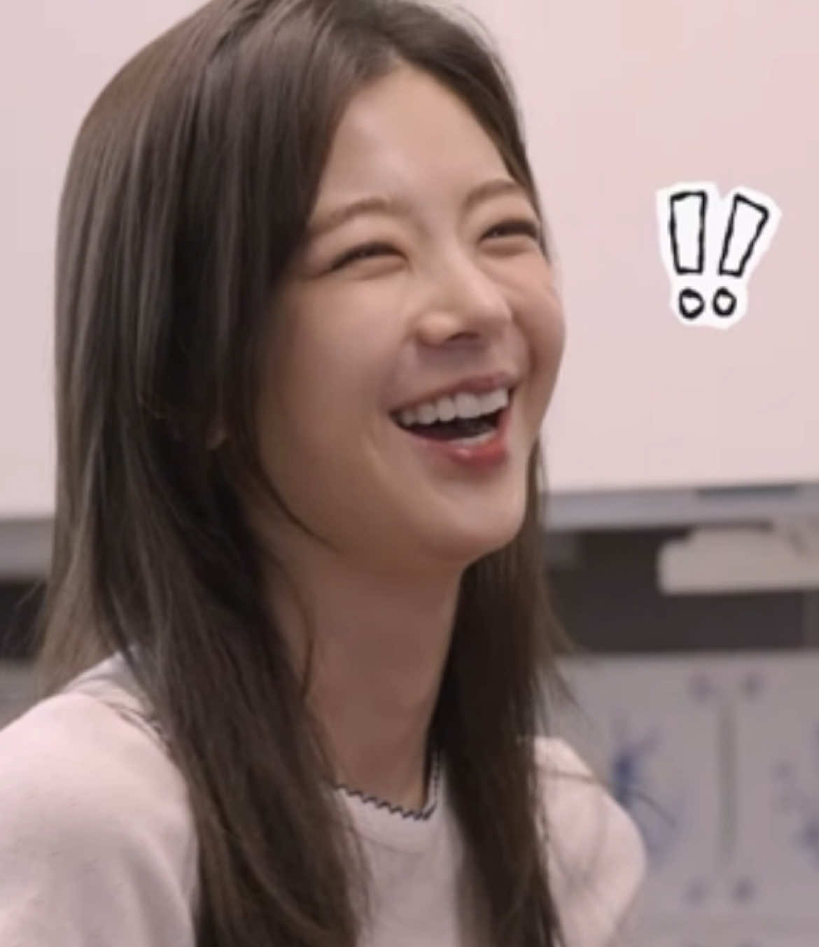 @⪩⪨