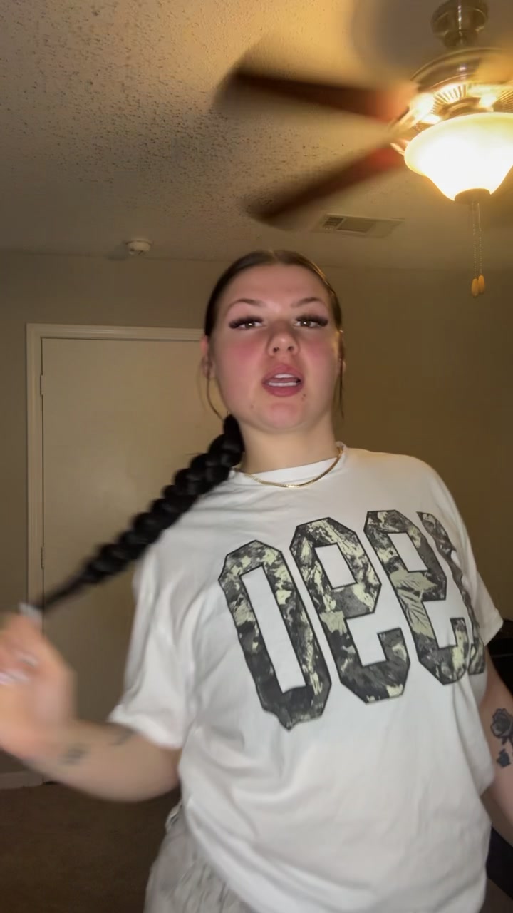 @meg.mackk