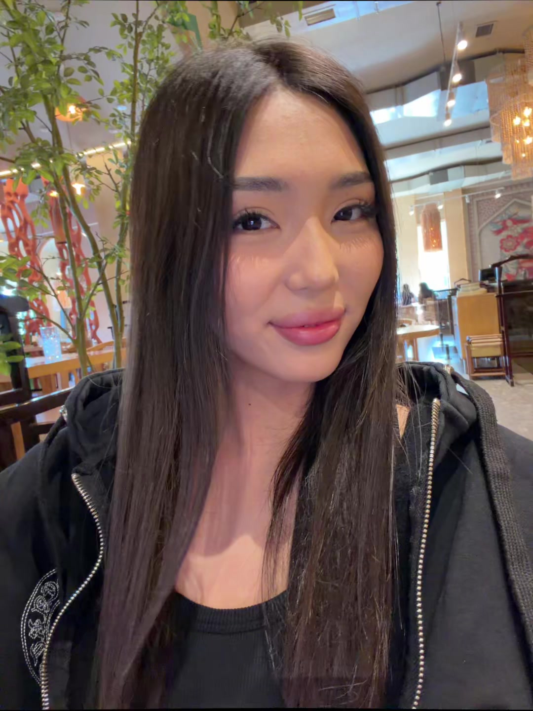 @Itsmedina