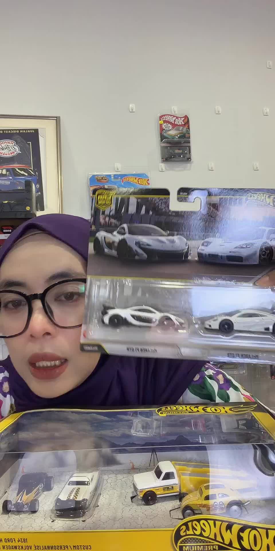 @Kedai Hobi Maju