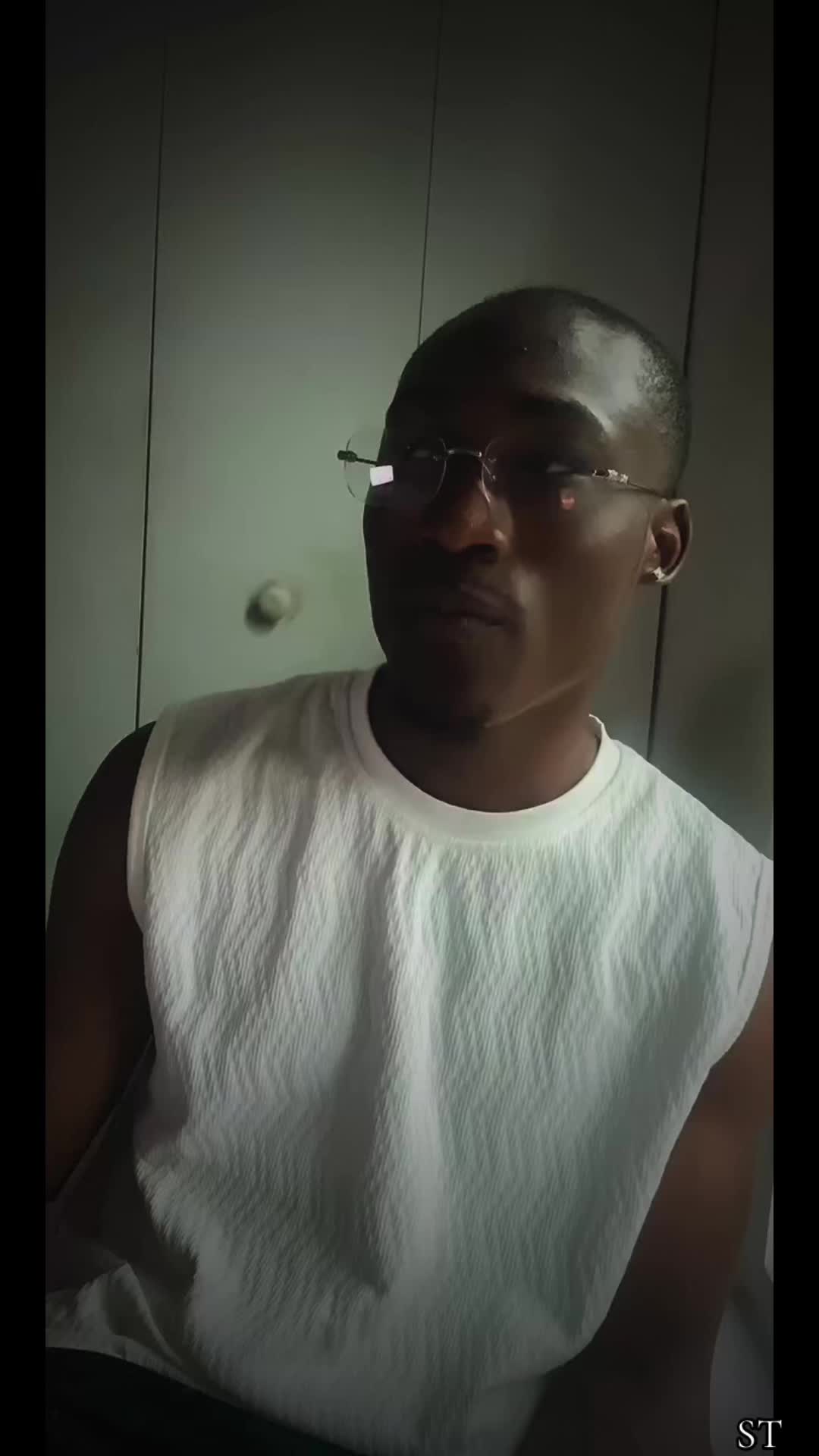 @sirtrey_