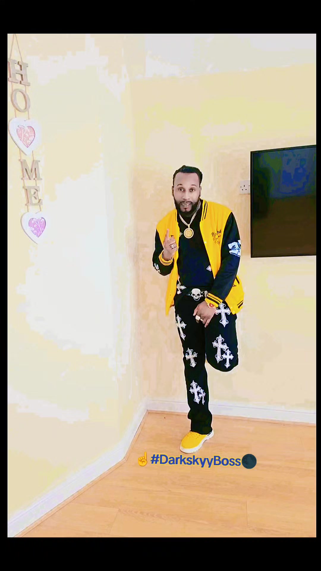 @☝️#Darkskyy_Boss🌑🇯🇲🇬🇧