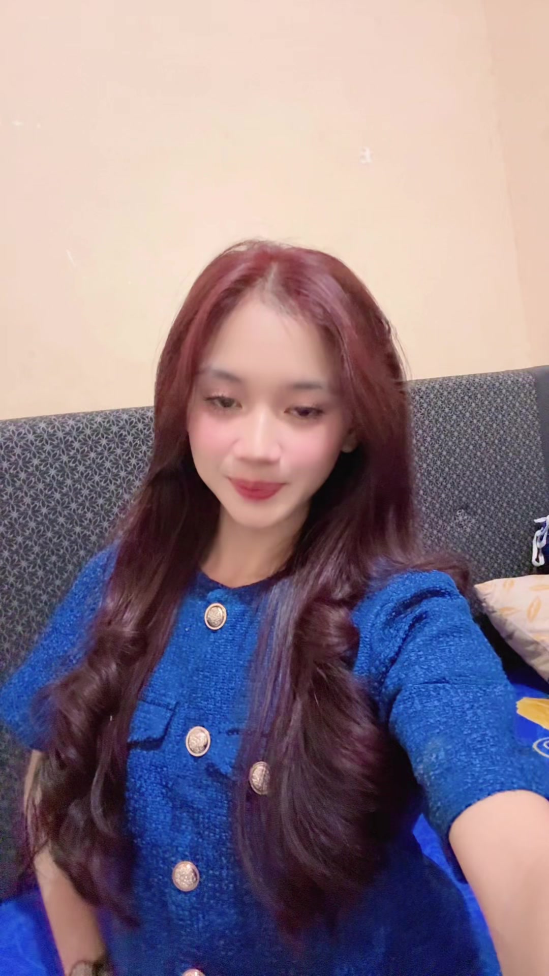 @dewi.saerang