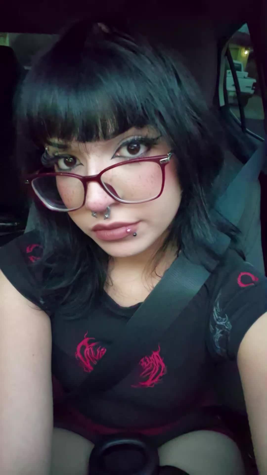 @Miss Dracula
