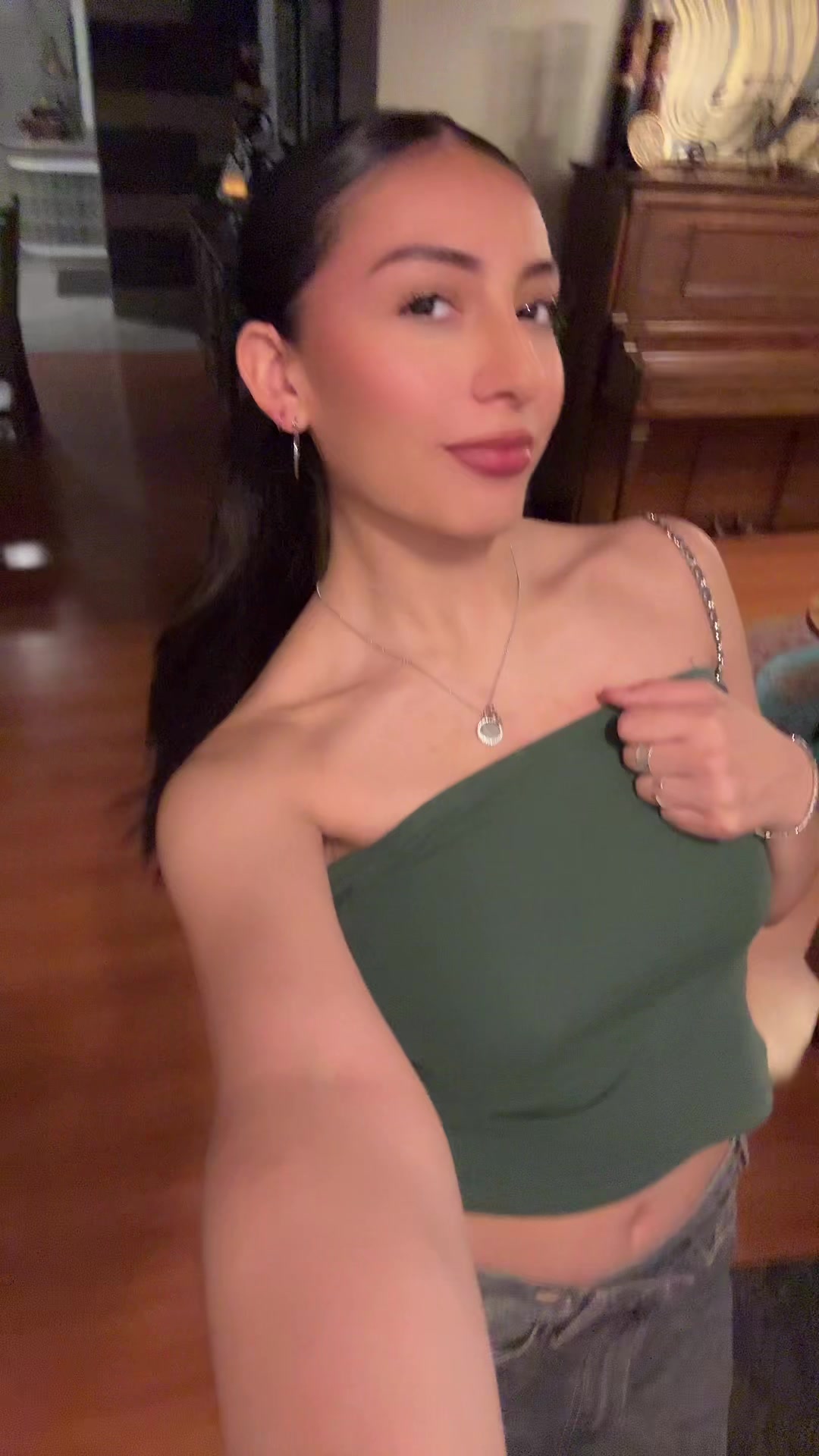 @_.kamilaap