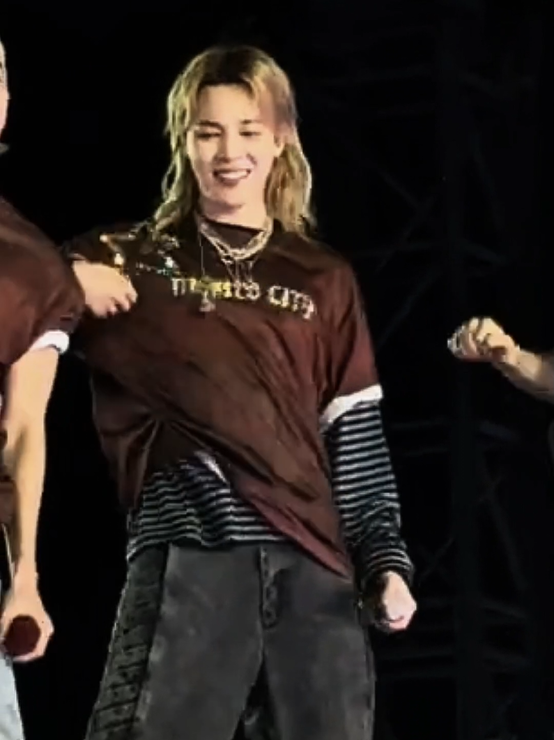 @*๐ฃ๐ฆ.๐ฌ๐ฏ.๐๐*