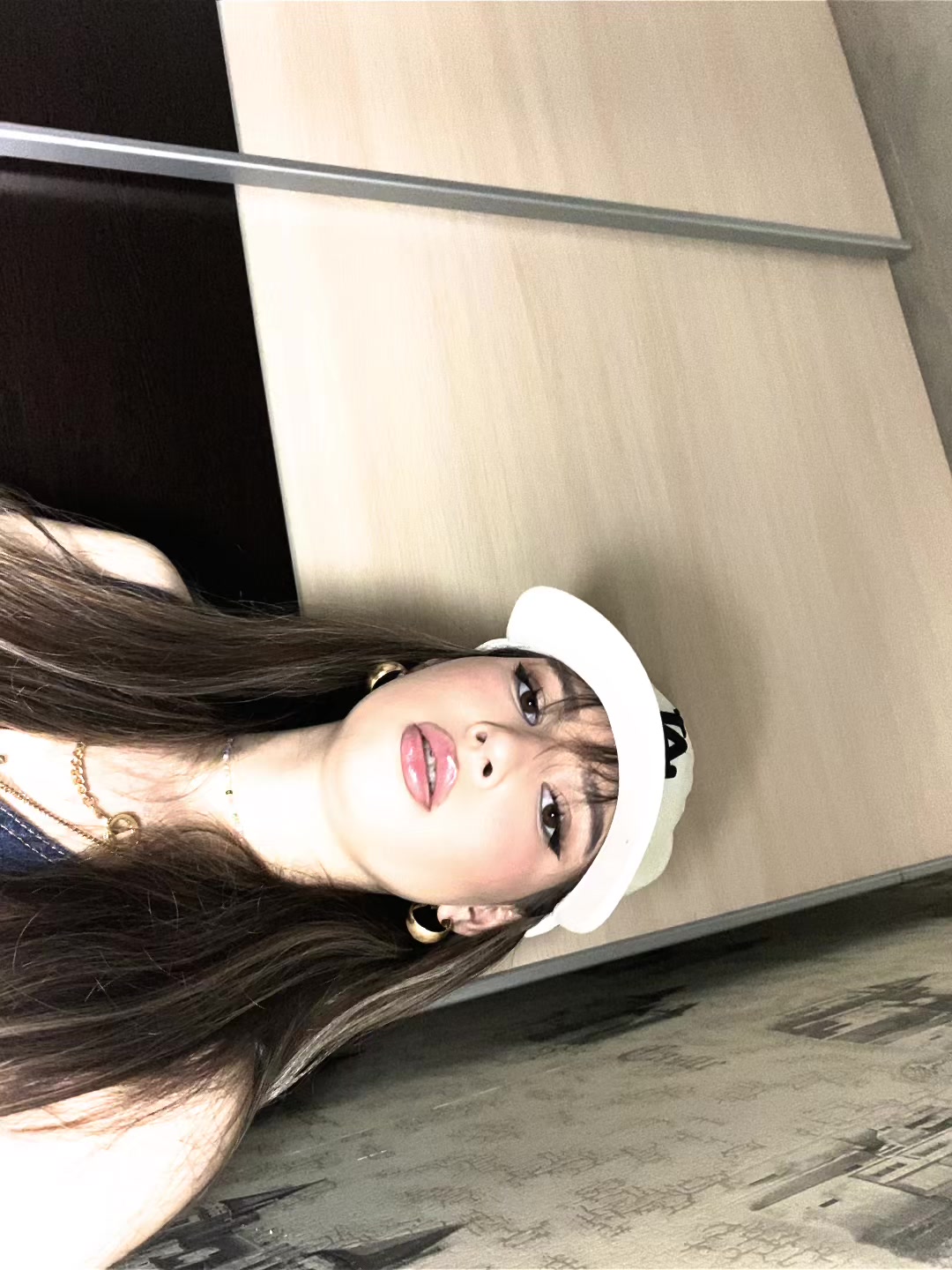 @e.m.b.i
