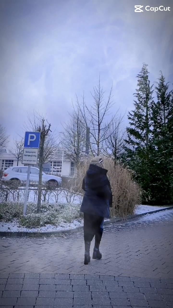 @Unie