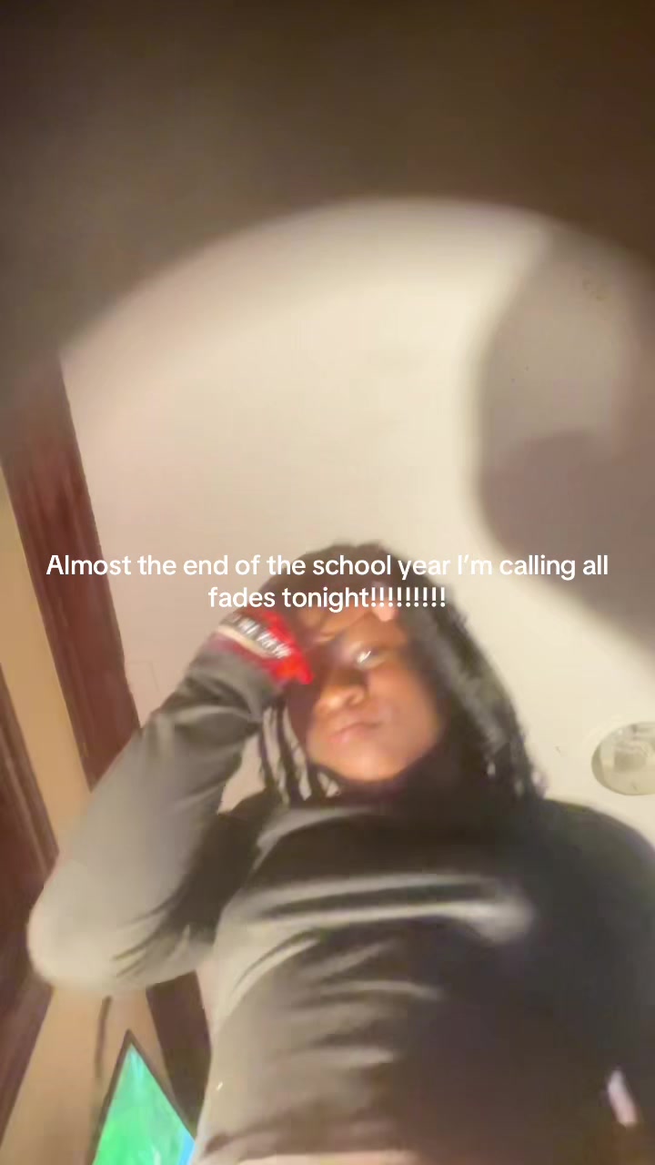@🤖.