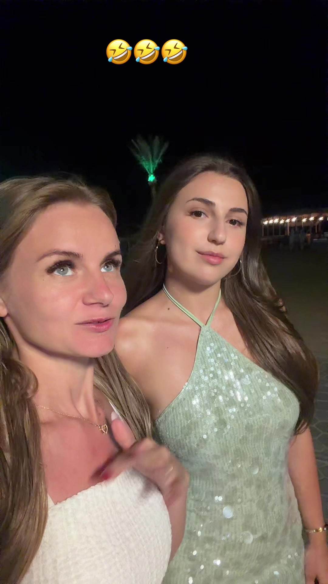 @Oksi_111