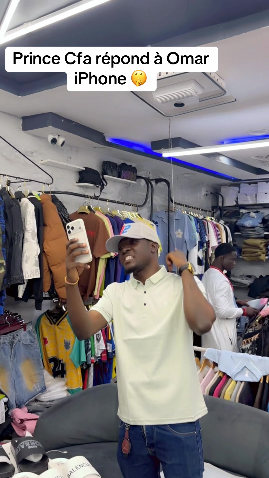 @La boutique No Fake House