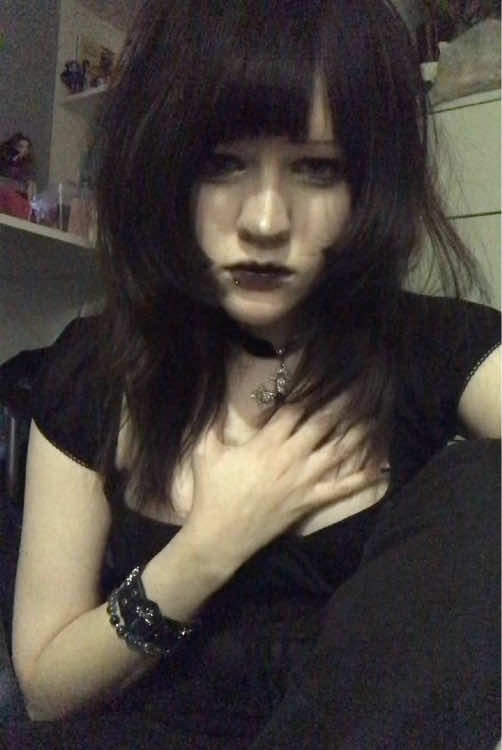 @✞☠︎ 𝕸𝖎𝖒𝖆(◡‿◡✿) 餅⋆˚✿˖° ༺♱༻