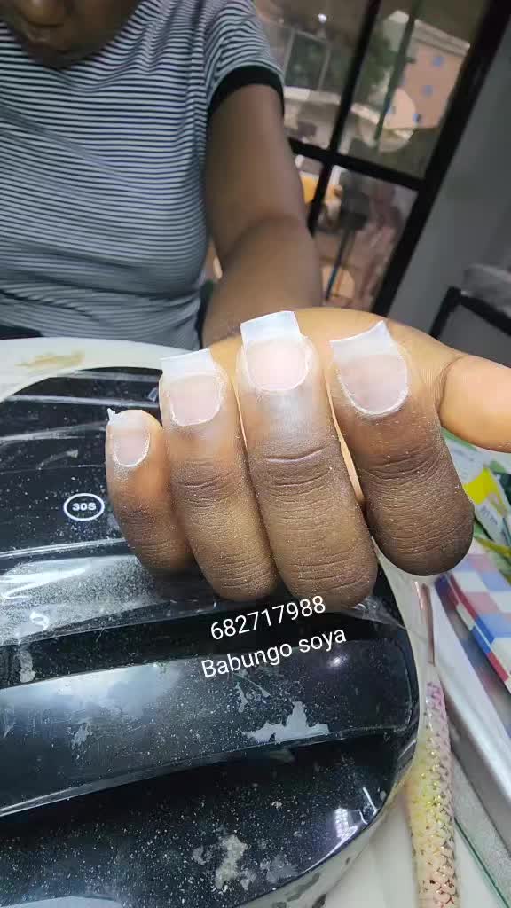 @Lashes and nails in Limbe