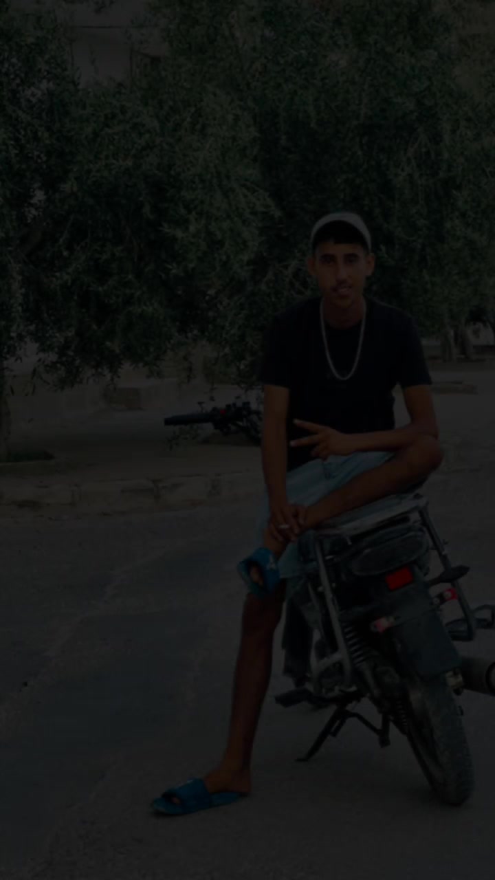 @x__adem__7