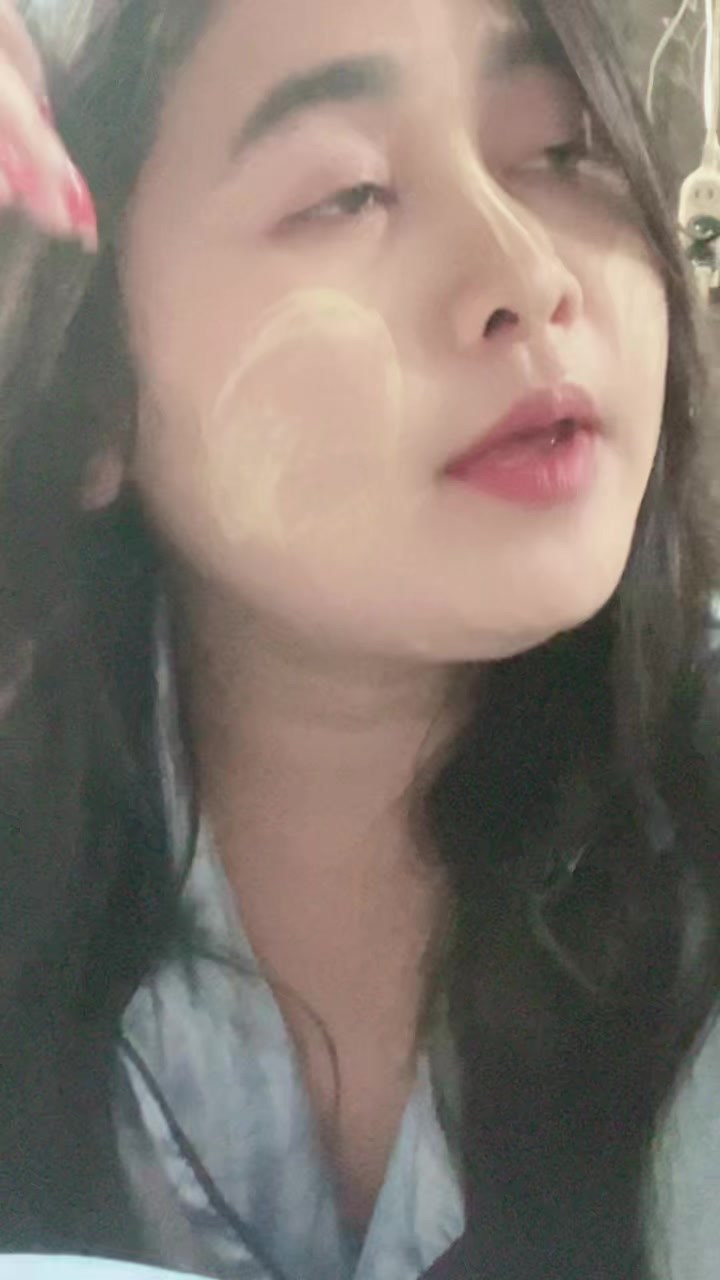 @🦋ပန်းနု🩵