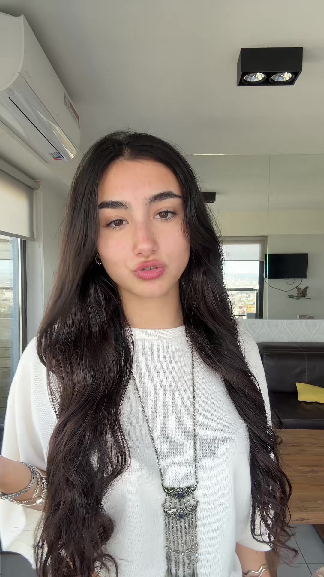 @jazkruszel