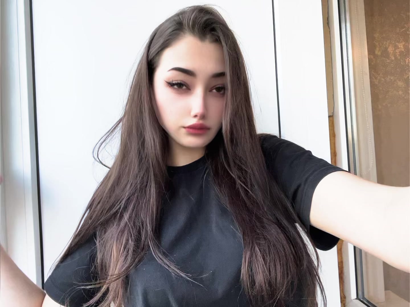 @MVikaaa._