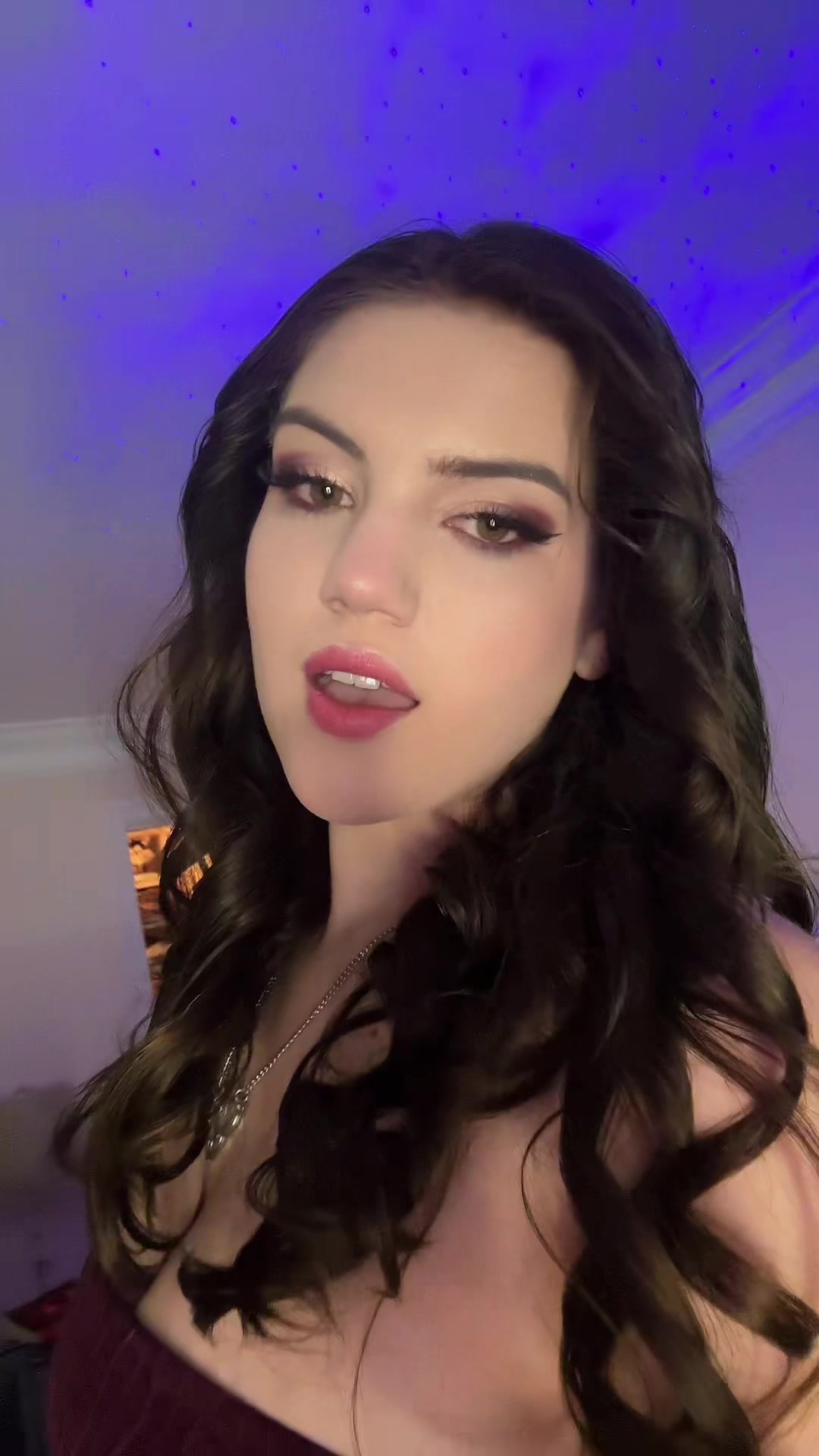 @𝙘𝙝𝙖𝙧𝙡𝙤𝙩𝙩𝙚 ❤︎