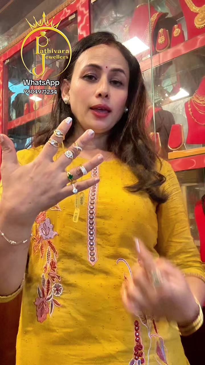 @pathivara jwellers